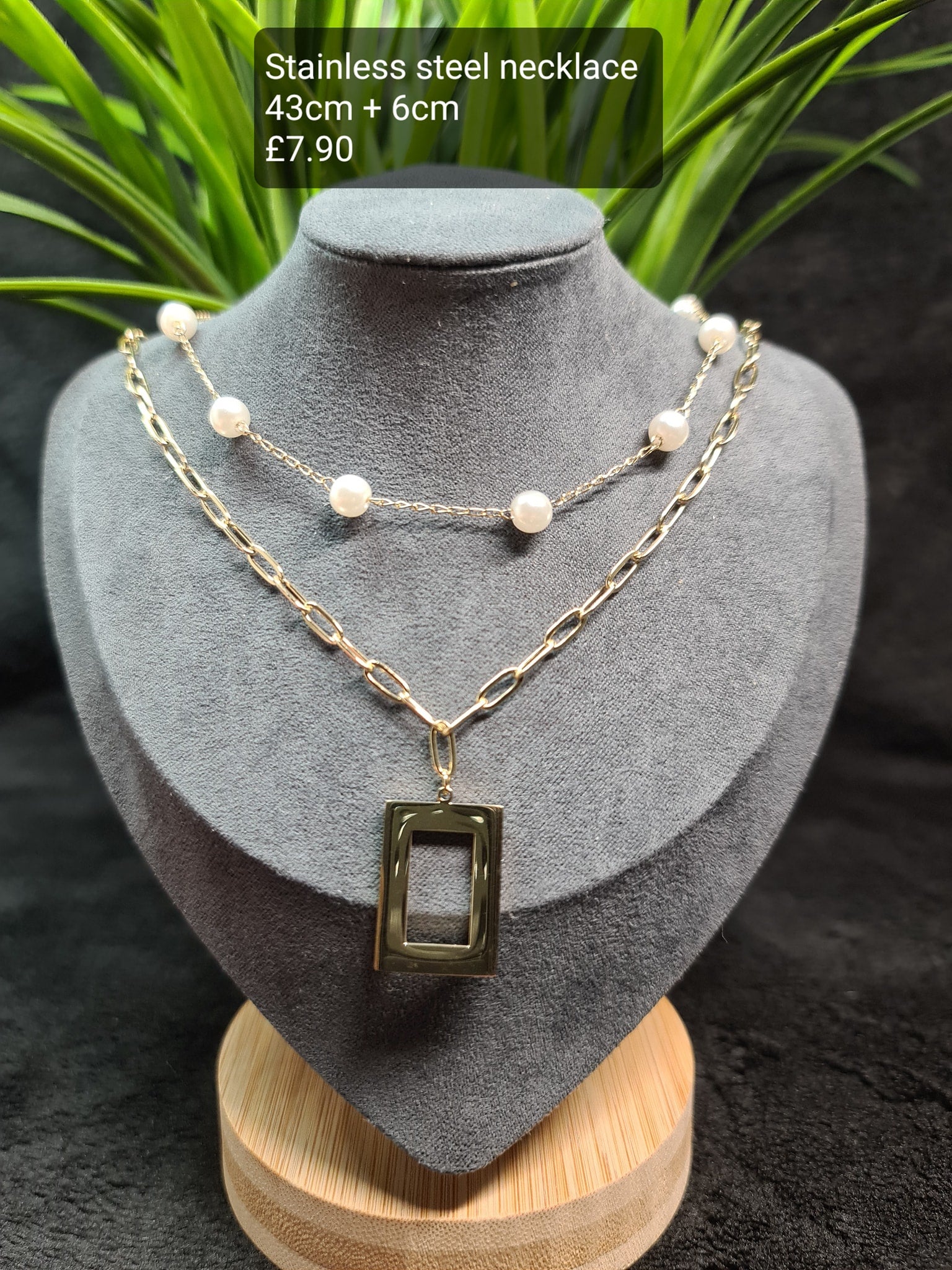 Double layer, stylish necklace image 0