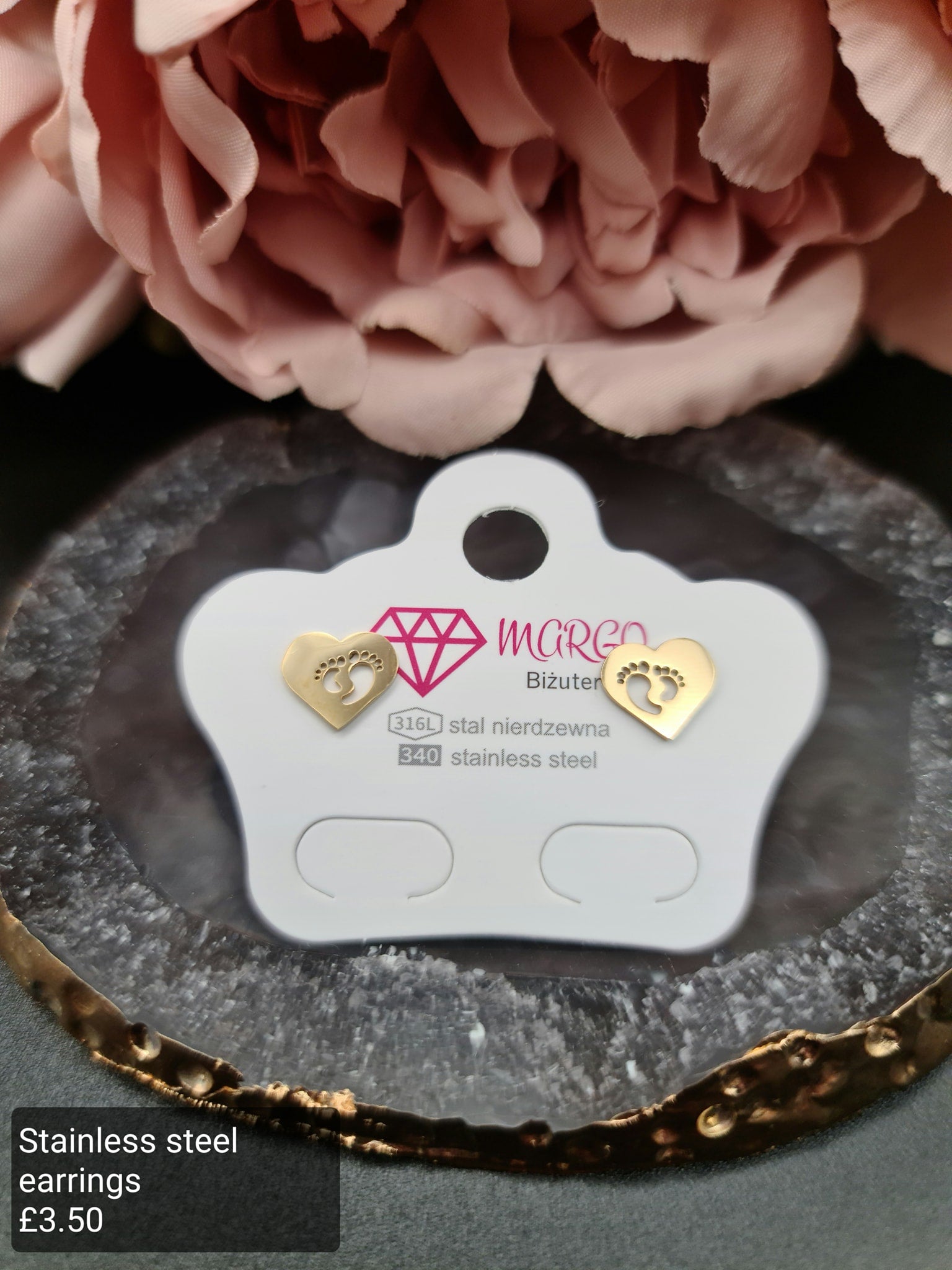 Heart, little feet earrings image 0