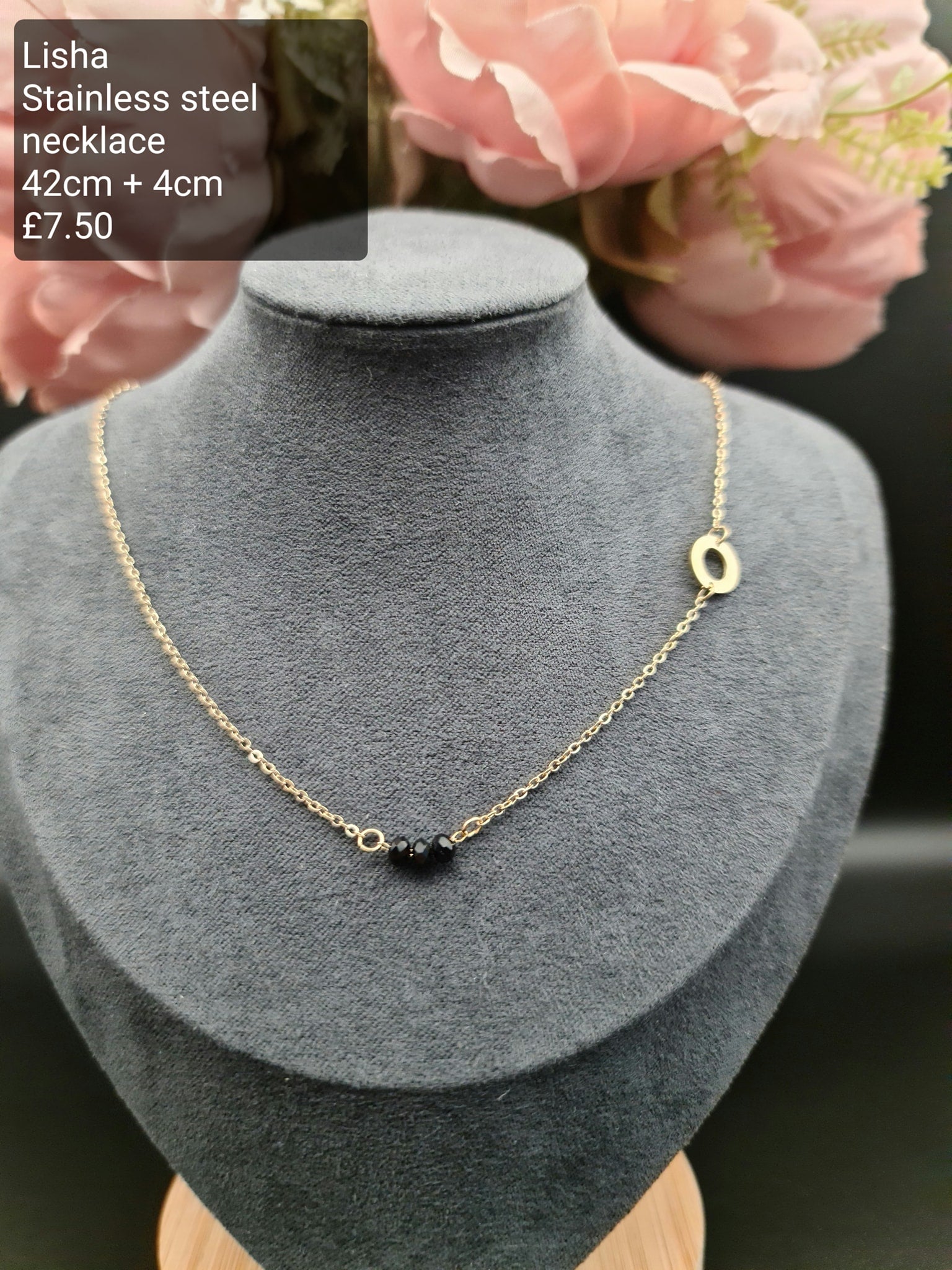 Necklace image 0