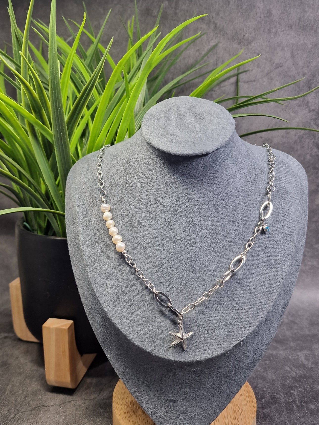 Silver starfish necklace image 0