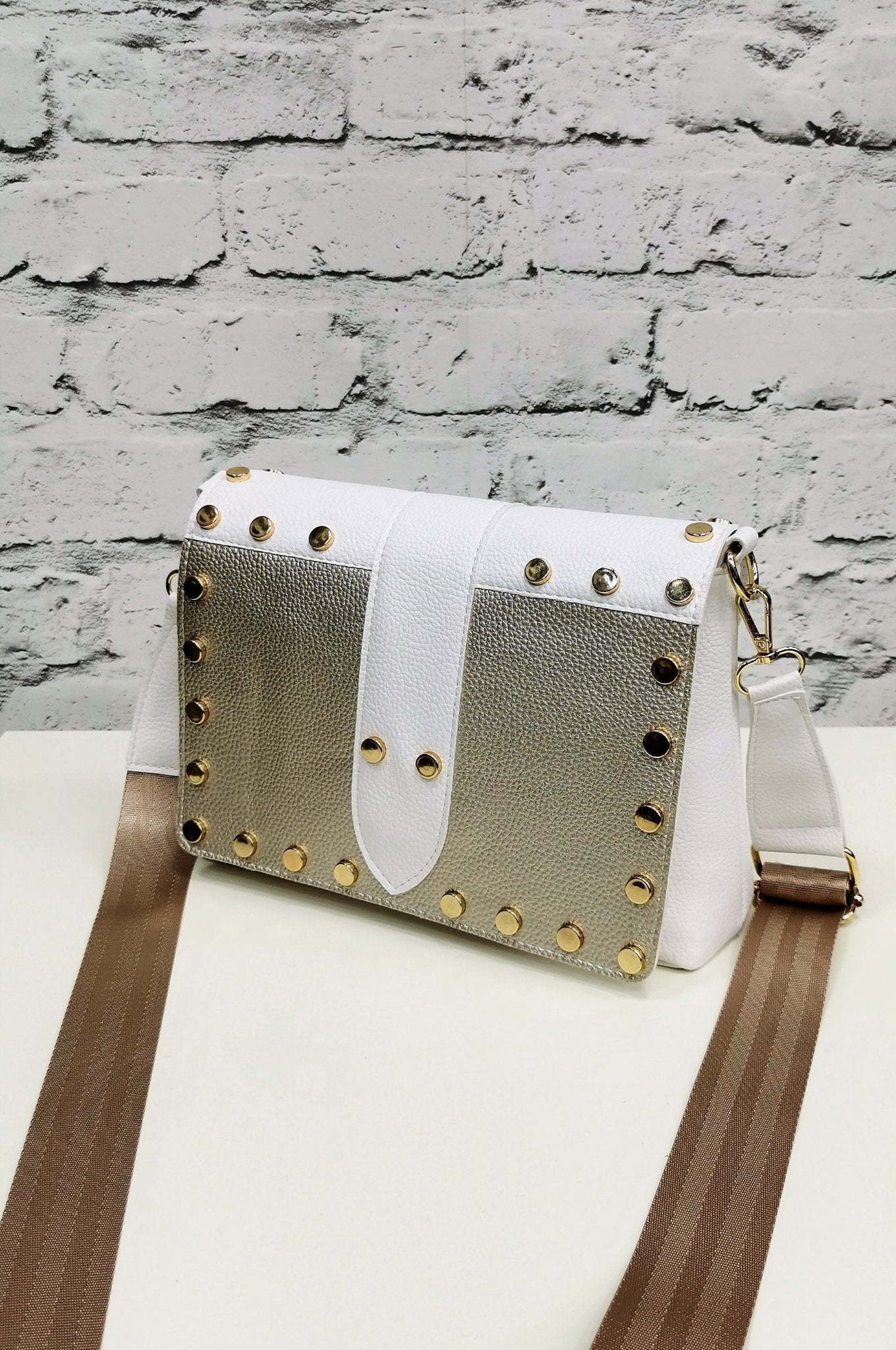 Vittoria Lucca white/gold handbag image 1